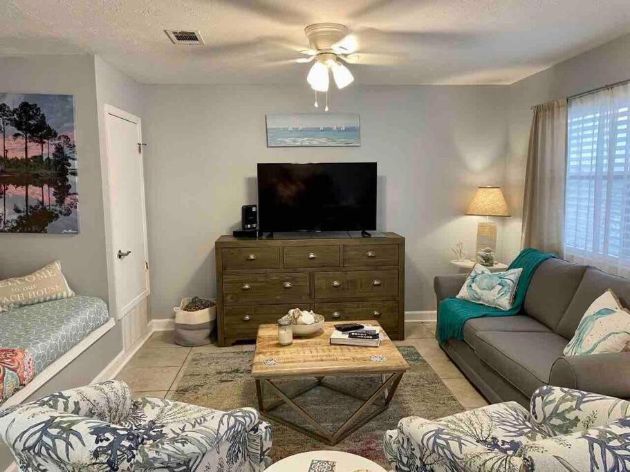 Apartment Happy Heron, Steps To Panama City Beach
